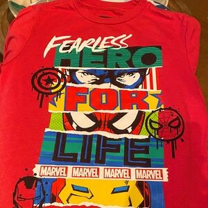 Marvel Fearless Hero For Life Boys Red T-Shirt Size L (10/12)